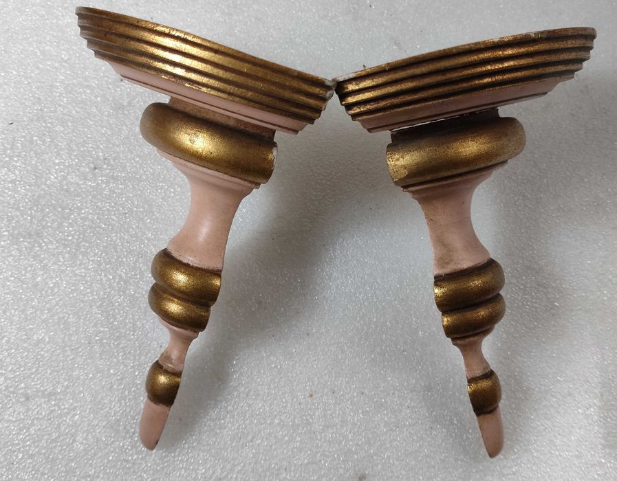 Par de mísulas em madeira