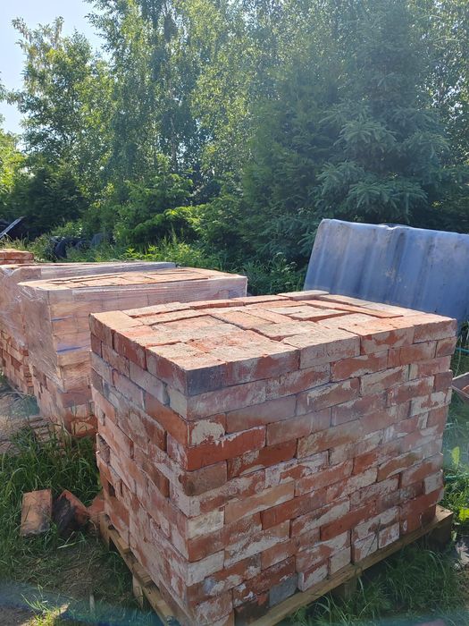 Cegła czerwona rozbiorkowa z budynków mieszkalnych, Poniemiecka cegła