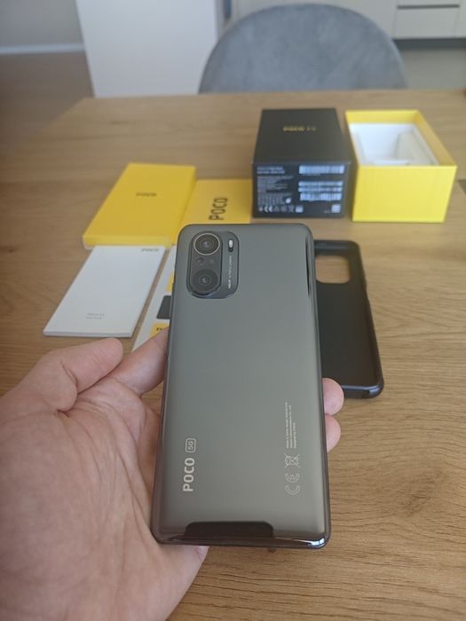 Poco F3 em excelente estado