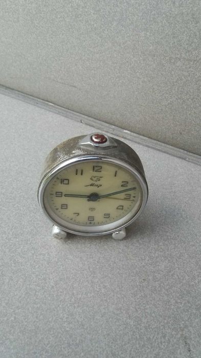 1957r. Budzik  '' Mir ''  11-cie  kamiej ,  made in CCCP