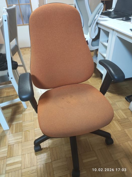 Krzesło biurowe. Sigma Pomarańczowe