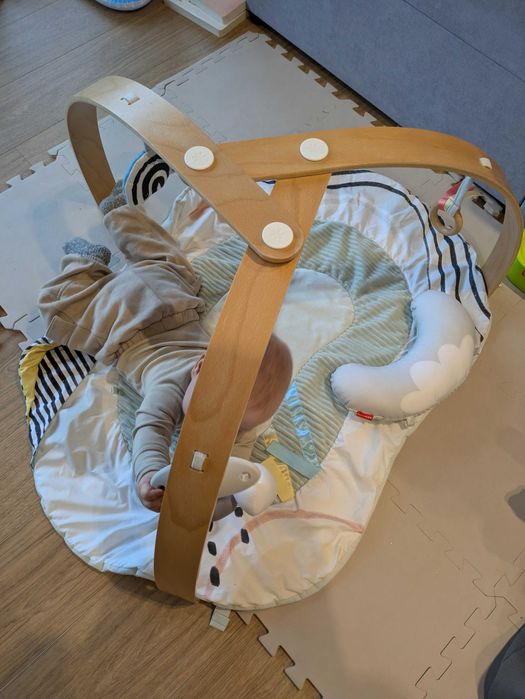 Mata Montessori  firmy SKIP HOP