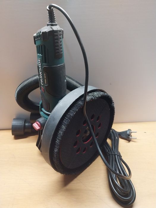 Lixadora de Paredes e tetos 1050w Parkside