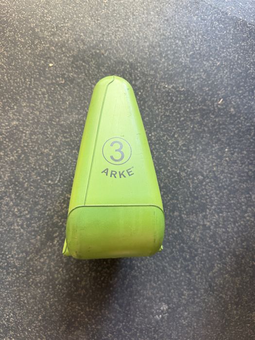 Kettle Block Technogym ARKE 3kg (Kettlebell Pega Dupla) – Original