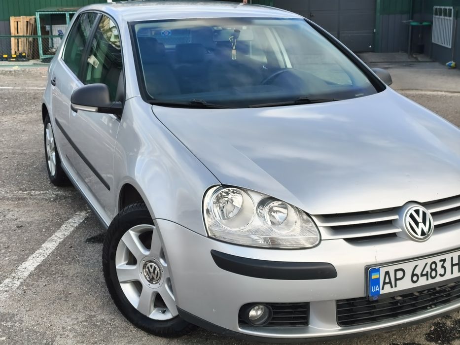 продам volkswagen golf 5 2007 года 1.6 MPI