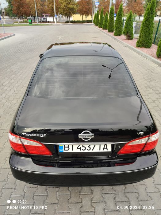Nissan Maxima QX A 33