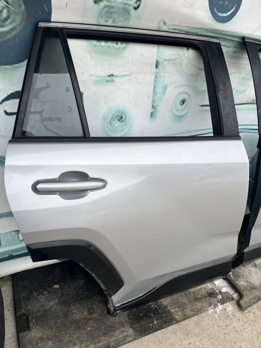 Дверь Двери Двері Передня Задня Права Toyota Rav4 XA50 2019-25р
