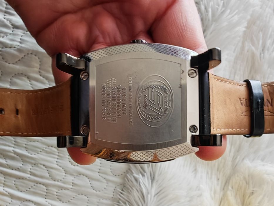 Relogio invicta versão raly