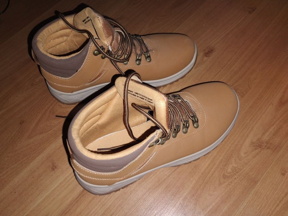 Męskie buty trapery