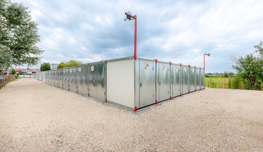 Mini magazyny 9m2 Box Magazyn Magazyn samoobsługowy self storage 9m2