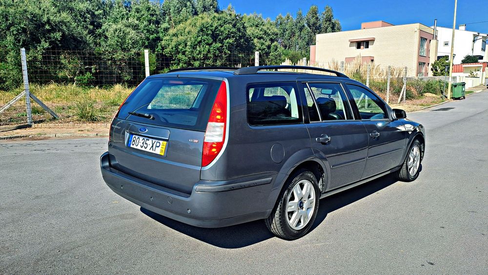 Ford Mondeo sw 2.0 tdci — photo 4