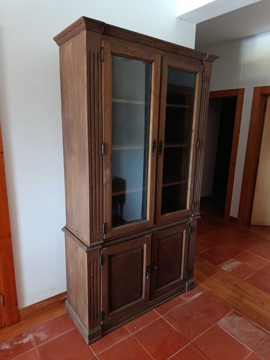 Movel armario louceiro cristaleira estante livreiro vitrine madeira castanho maciça qualidade