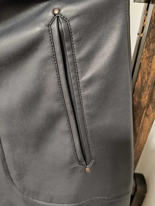 48- 50 р L , 67 см темно синяя юбка из искусственной утеплённой кожи