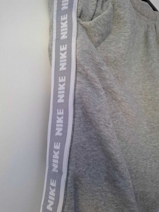 Nike dresowe spodnie