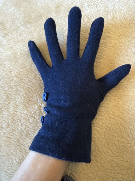 Luvas de senhora novas