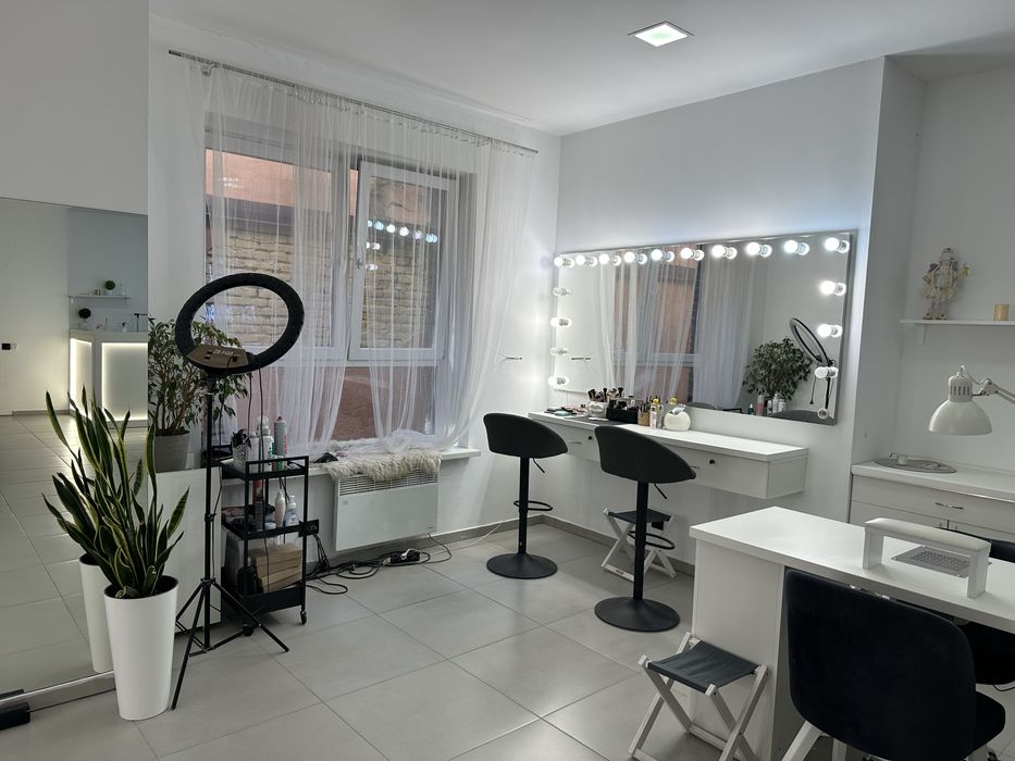 Продаж салону краси в центрі міста