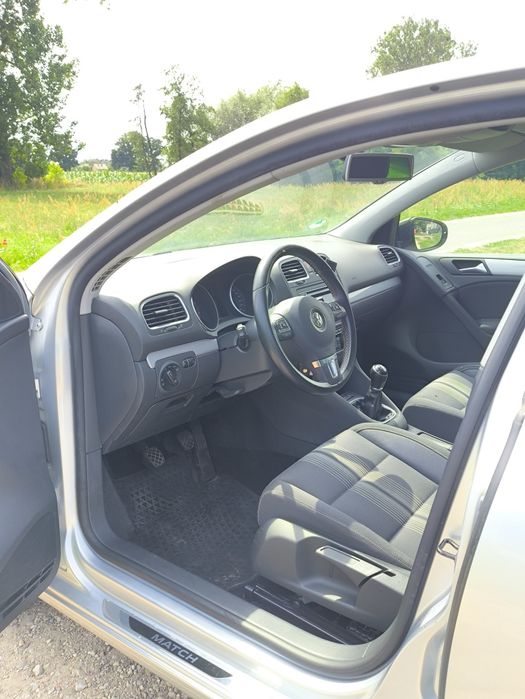 Golf 6 Volkswagen MATCH 1.2 benzyna hatchback hak 2012