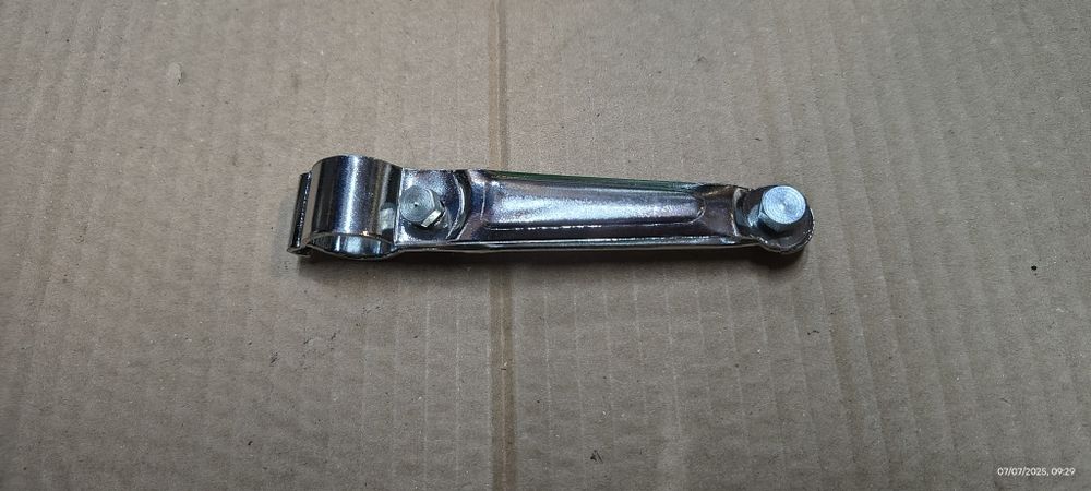 Suporte cromado de farol bicicleta pasteleira/ clássica