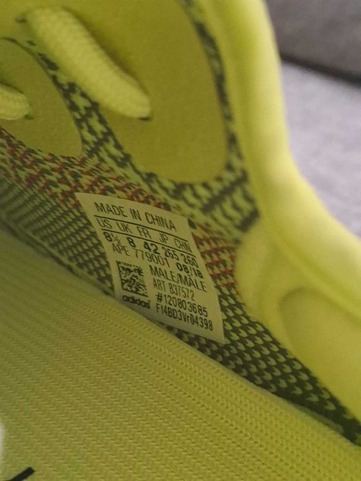 adidas Yeezy Boost 350 V2 Semi Frozen Yellow