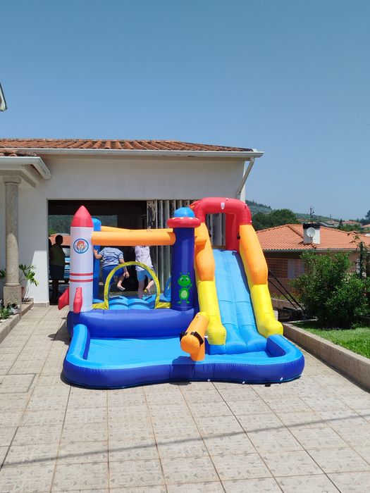 Insuflável pack festa aluguer