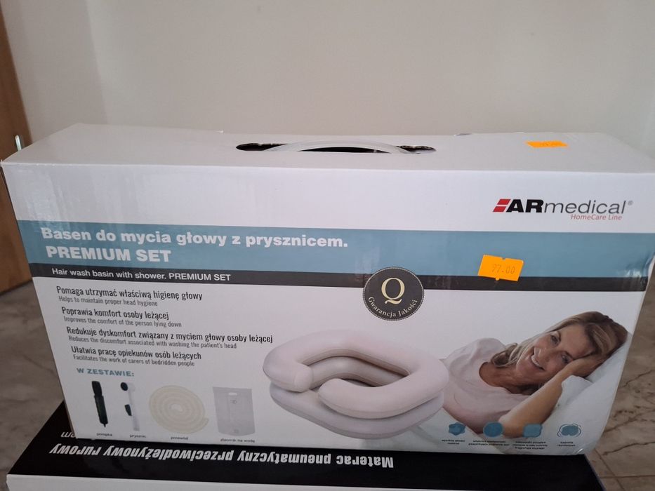 Basen do mycia głowy z prysznicem