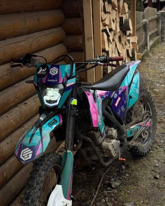 Продам мотоцикл Geon gns 250