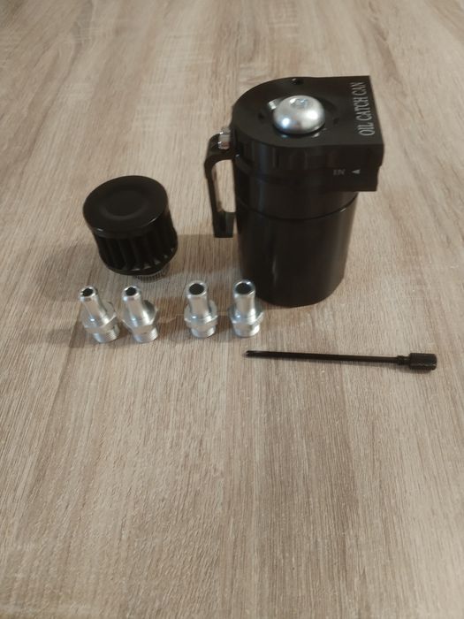 Oil catch can preto