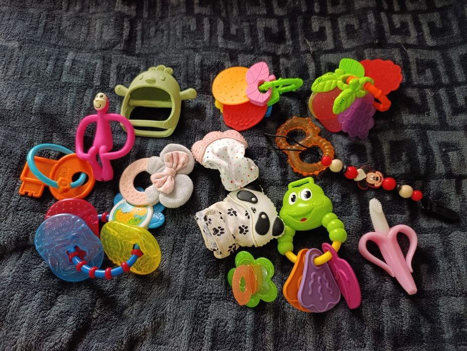 Іграшки погремушки