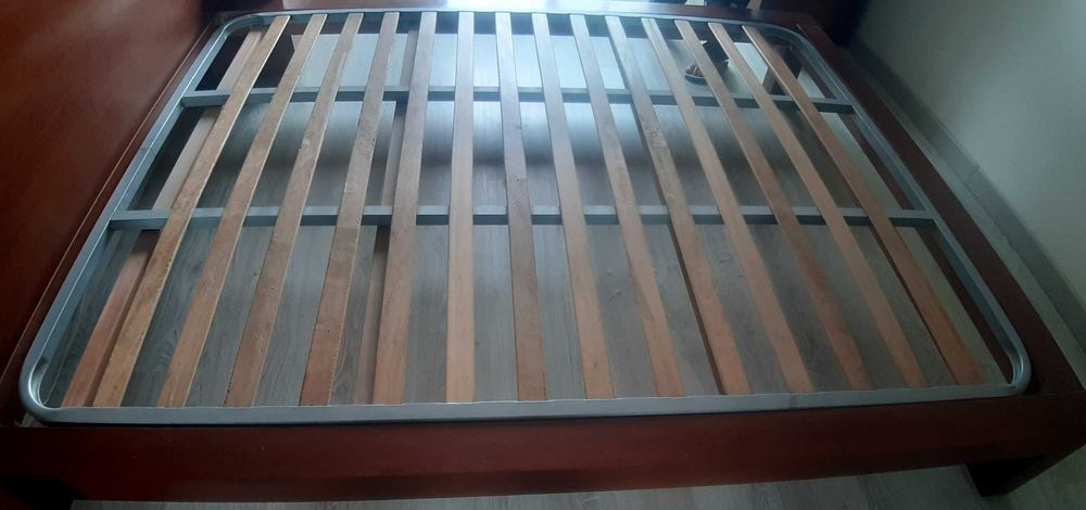 Vendo cama de casal cerejeira