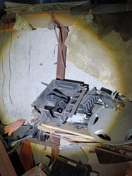 Пічка, помпа, впускний коллектор, піддон ВАЗ 2101-2107.