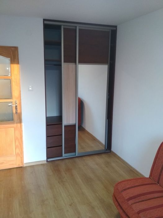 Do wynajęcia pokój 12m2 w bloku przy ulicy Piltza (Czerwone Maki / Ruczaj). 3 piętro, winda