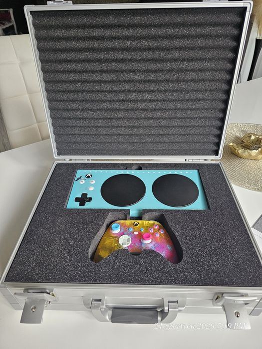 XBOX Unikatowy Press Kit Forza Horizon 5 – Limitowana Walizka i Pady + Aktywny Kod DLC (Europa)