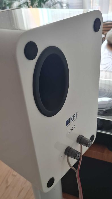 Głośniki KEF LS50 białe para