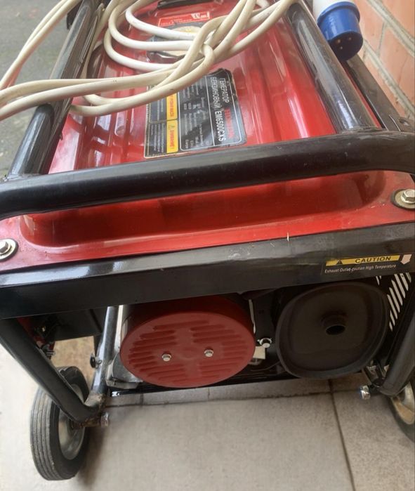 генератор Honda EM6500CXS. бензиновий