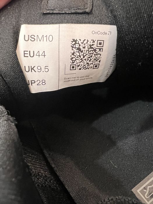 Tenis On Cloudsurfer Tam 44