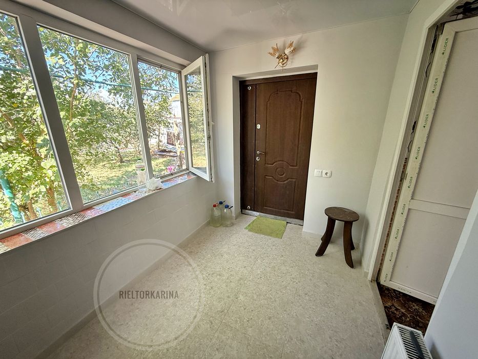 Корабельний/Параджанова С. 2к будинок 58м2 і 6 соток землі