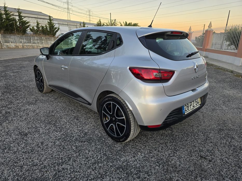 Renault Clio IV 1.5 dci 90cv — photo 3