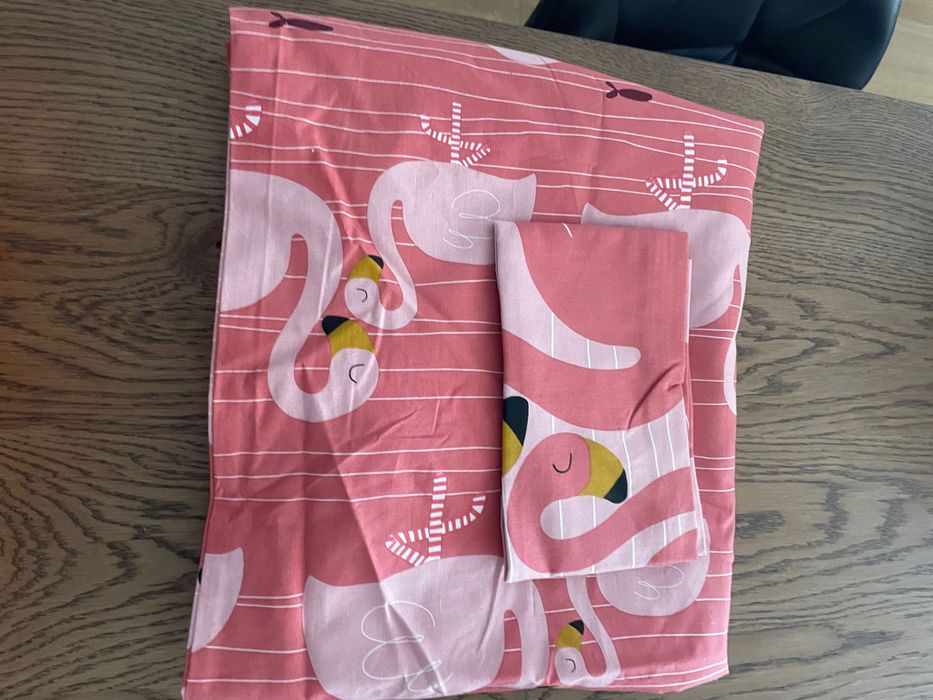 Capa de edredao e fronha de criança