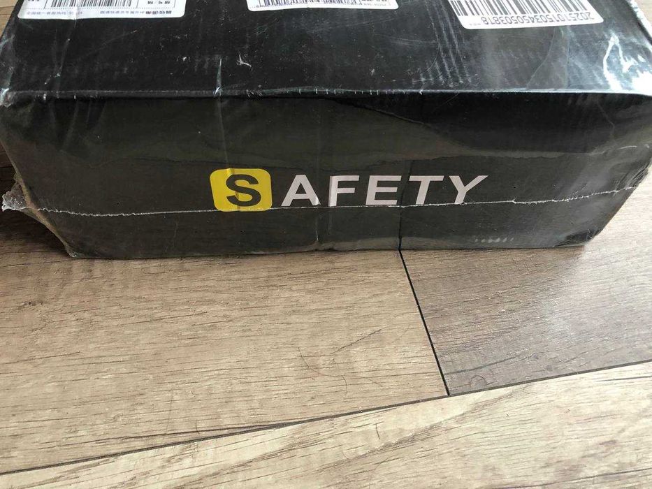 Buty robocze z metalowym noskiem