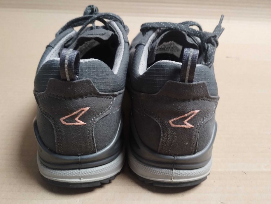 buty trekkingowe 37 / 38  Lowa Innox GTX idealny stan