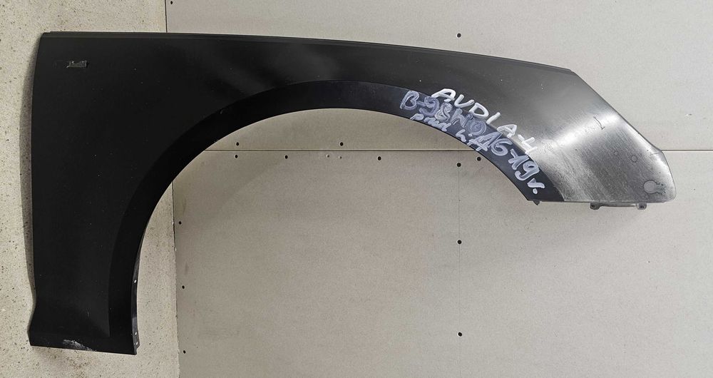 Audi A4 B9  8W0 błotnik przód przedni prawy 16-19 r. przed liftingiem