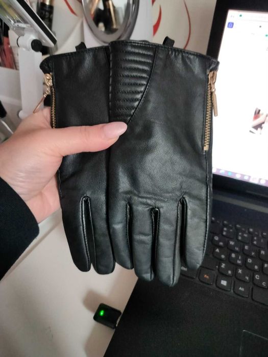 Кожаные перчатки с утеплителем  американского бренда Atmosphere