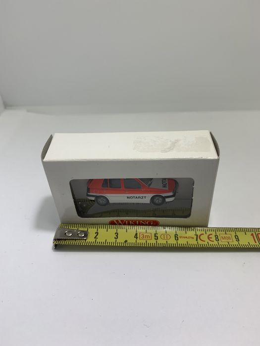 Volkswagen Golf da Wiking escala H0 1/87