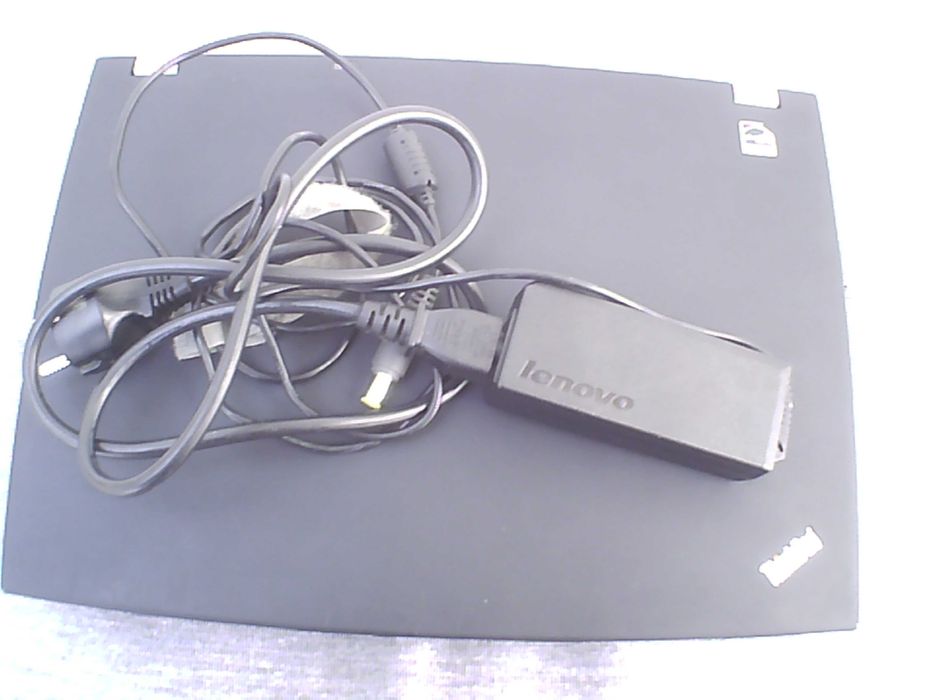 Portatil Lenovo T410 i5 (AVARIADO) não liga