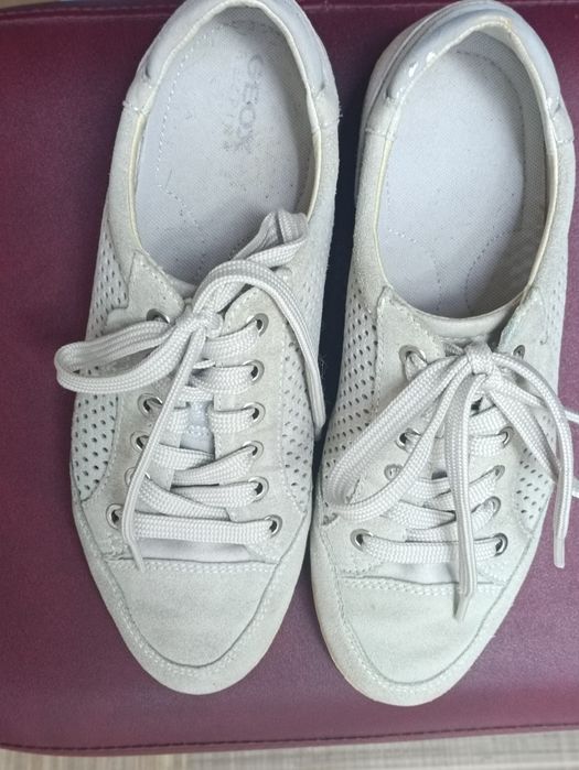 Красовки женские