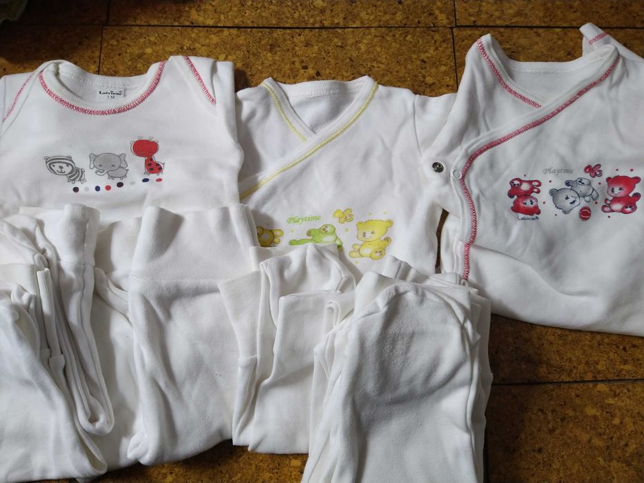 Bodys e calcinhas interiores para bebé