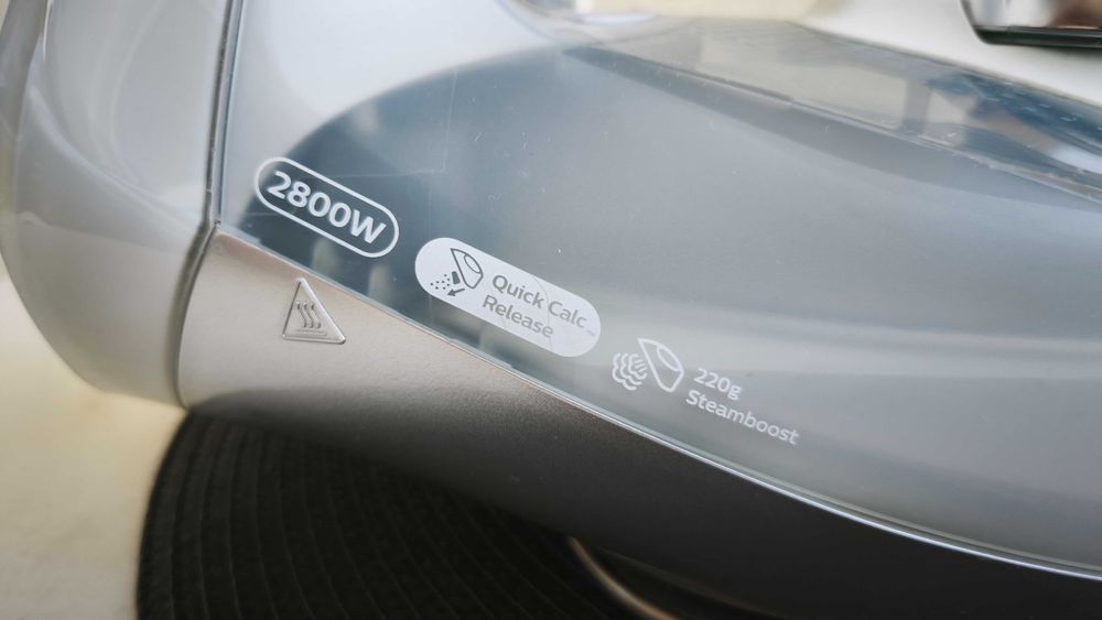 Ferro a Vapor Philips Azur de 2800W com base SteamGlide Elite