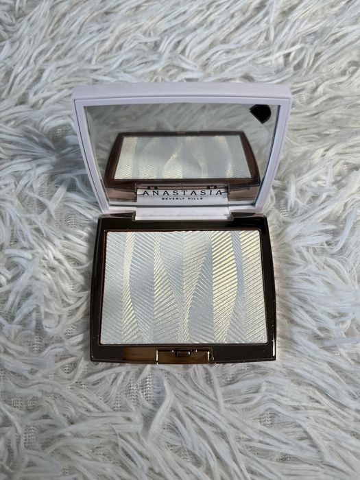 Rozswietlacz anastasia beverly hills