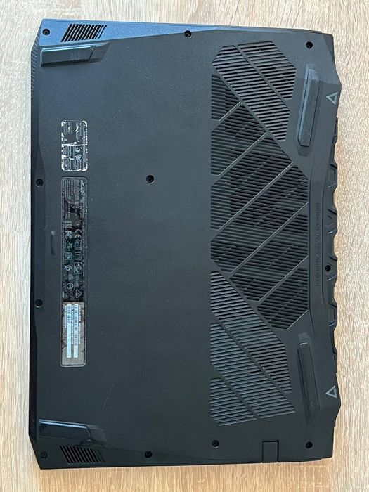 Acer Nitro 5 GTX 1050 (3GB) | i5-9300H | 8/256 GB | Win 11 Pro