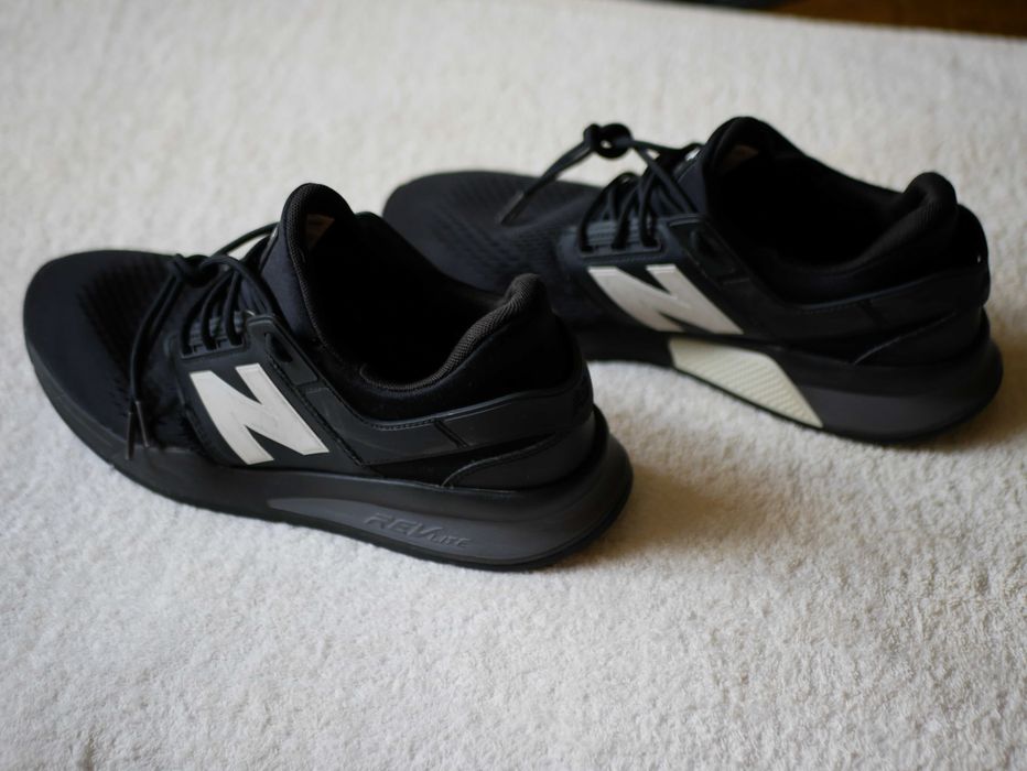 Кроссовки New Balance, размер 42.5
